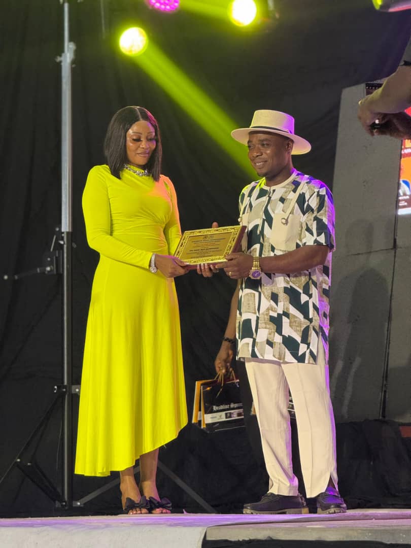 DELSU HALL OF FAME AWARD